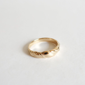 Simple twist ring [gold]