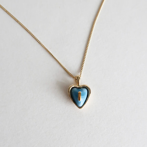 Gold heart necklace [DOL winter lake]